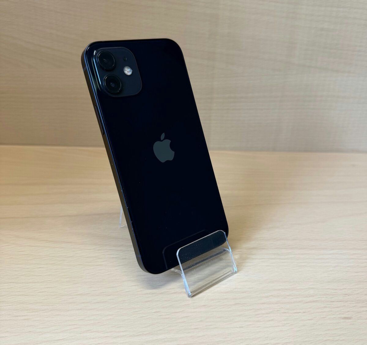 iPhone 12 64GB, midnight, 100% b. (Rok záruka)