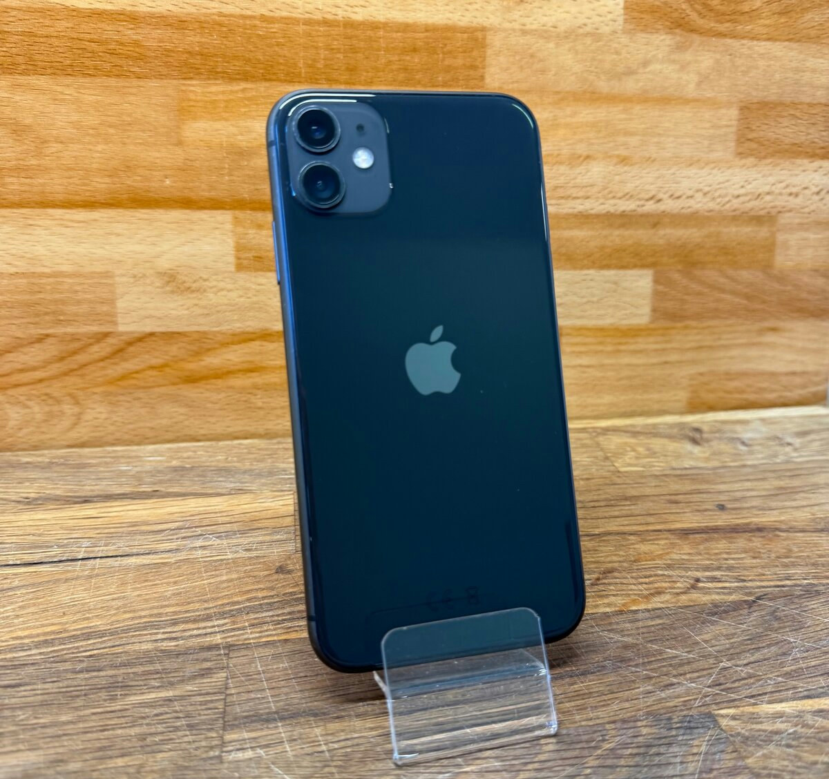 iPhone 11 64GB, černý (rok záruka)
