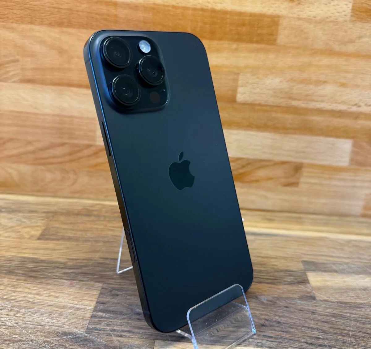 iPhone 16 Pro Max 1TB, černý, 96% bat.,eSIM (rok záruka)