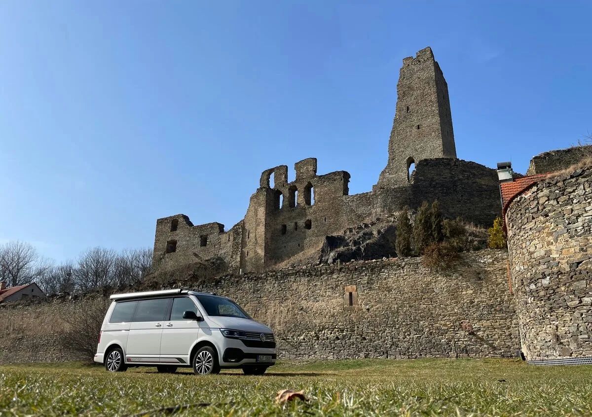 VW California Coast – campervan (možnost pronájmu)