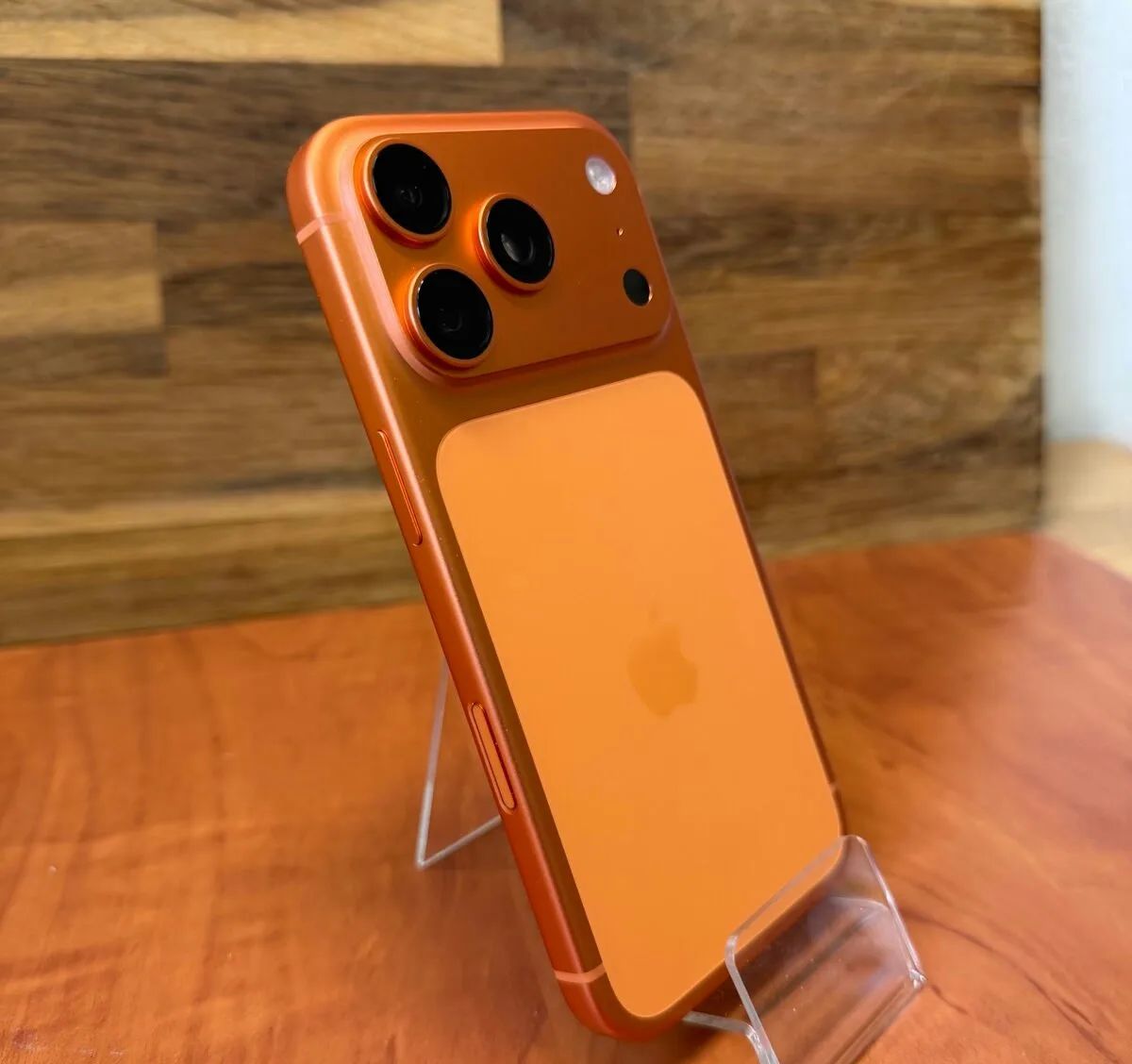 iPhone 17 Pro 256GB, oranžový, eSIM, 100% bat. (Rok záruka)