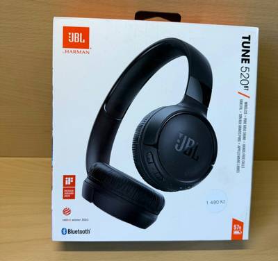 Sluchátka JBL - tune 520 black