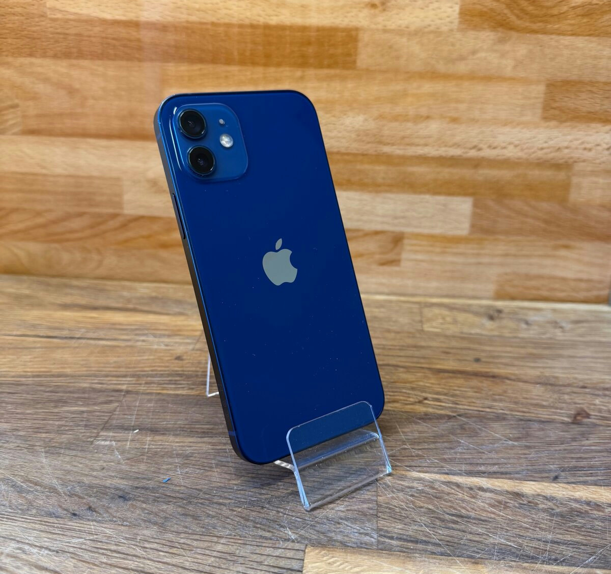 iPhone 12 128GB, modrý (12 měsíců záruka)