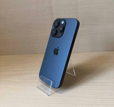 iPhone 16 Pro 256GB, černý Titan, eSIM (rok záruka)
