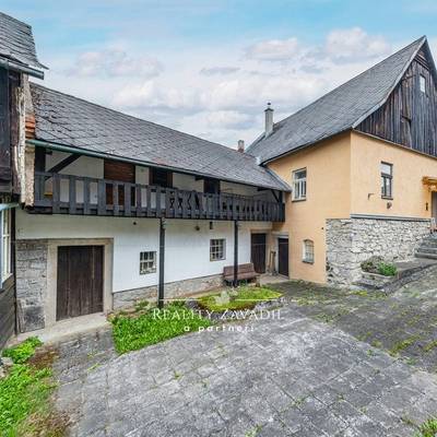 Chalupa 140 se stodolou a dílnami, pozemek 796,