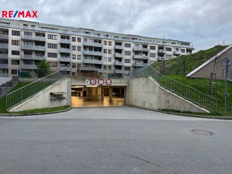 Pronájem garáže 12 m² - Olomouc.K pronájmu nabízím