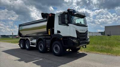 Iveco X-WAY, sklápěč
