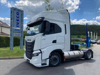 Iveco S-WAY, tahač