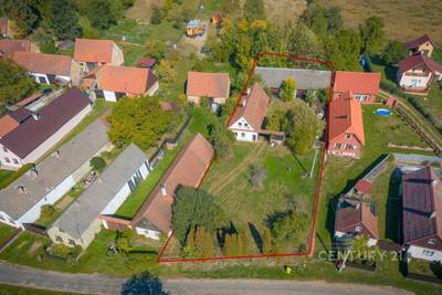 Rodinný dům se zahradou (1 901 m²) v srdci čisté přírody Vysočiny
