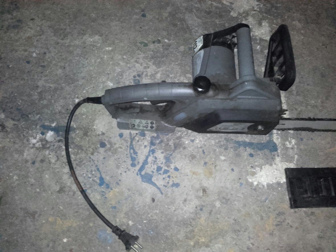 Elektrická řetězová pila H-EKS 2000/40