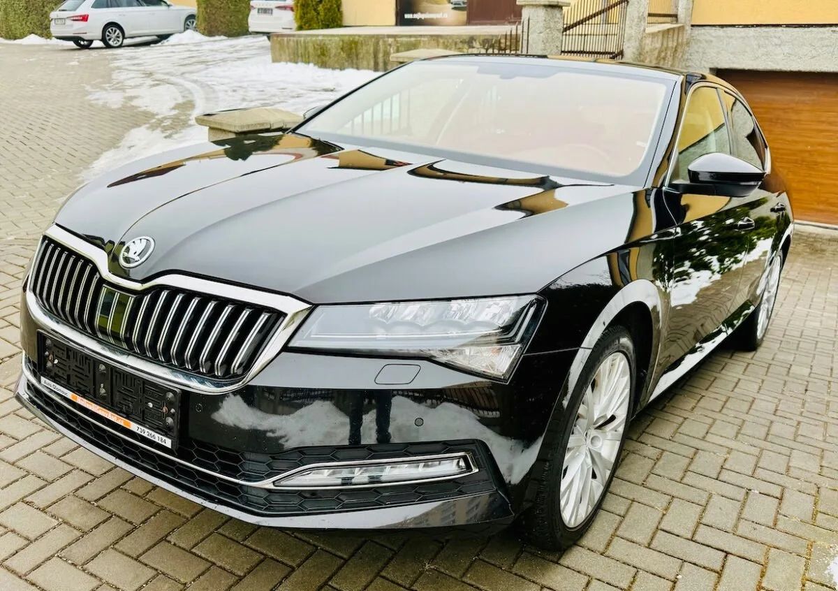 ŠKODA SUPERB 3 1,5TSi 110kW STYLE Koup.ČR,ACC,VYhř. Okno