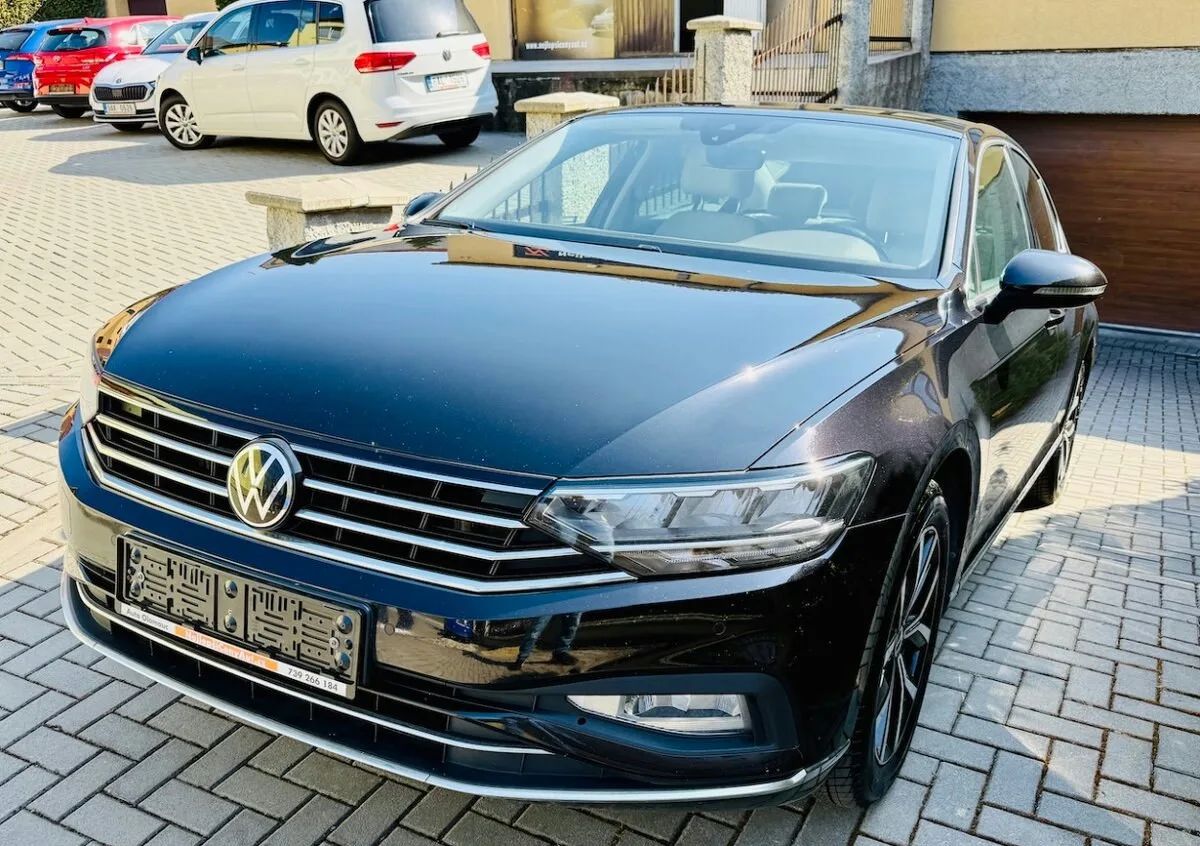 VW PASSAT 2,0TDi 147kW ELEGANCE DSG ACC LED MASÁŽ ČR 2022