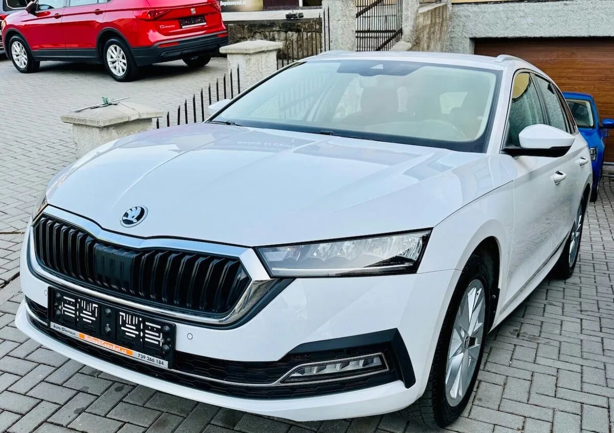ŠKODA OCTAVIA IV 2,0TDi 85kW STYLE VYHŘ.OKNO Koup.ČR,96tkm
