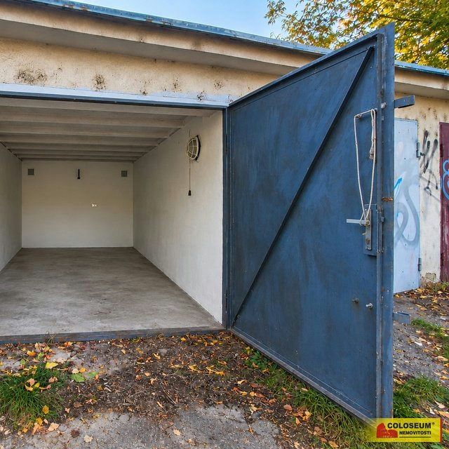 Brno - Královo Pole, garáž, 18 m2, zděná – garáž