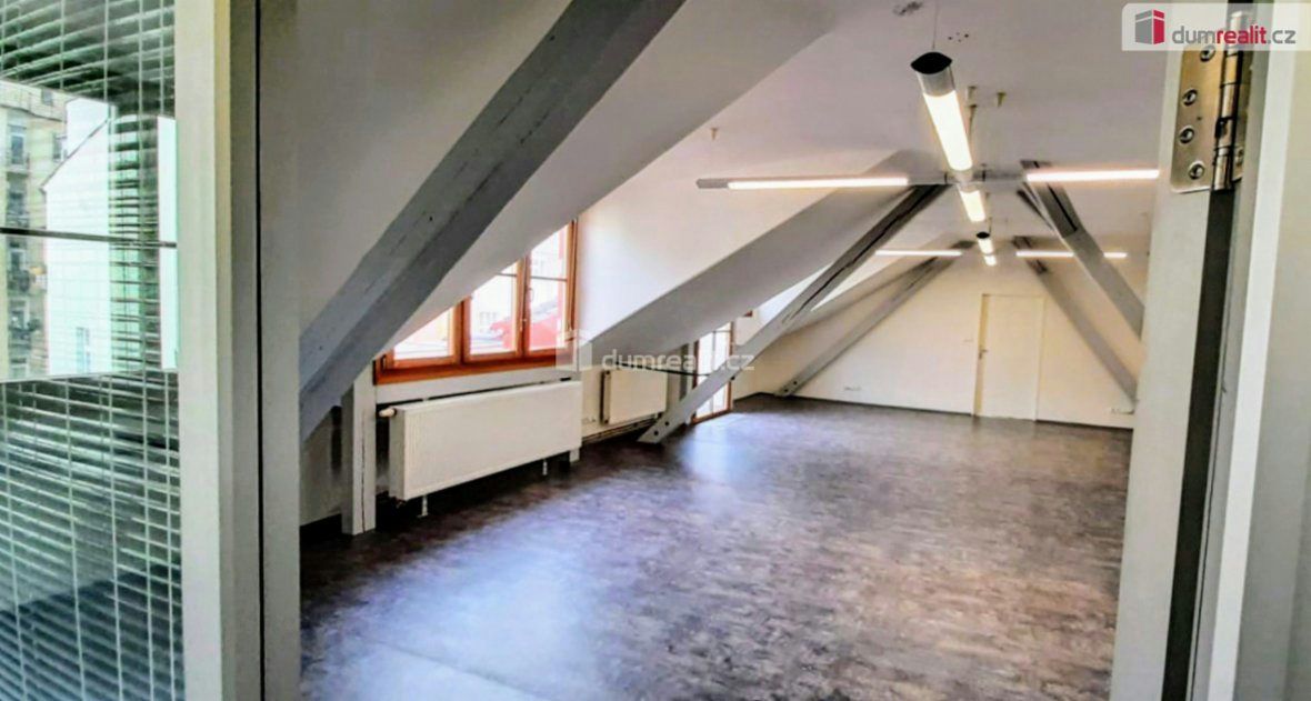 Kancelářské prostory 120 m2 Praha 5