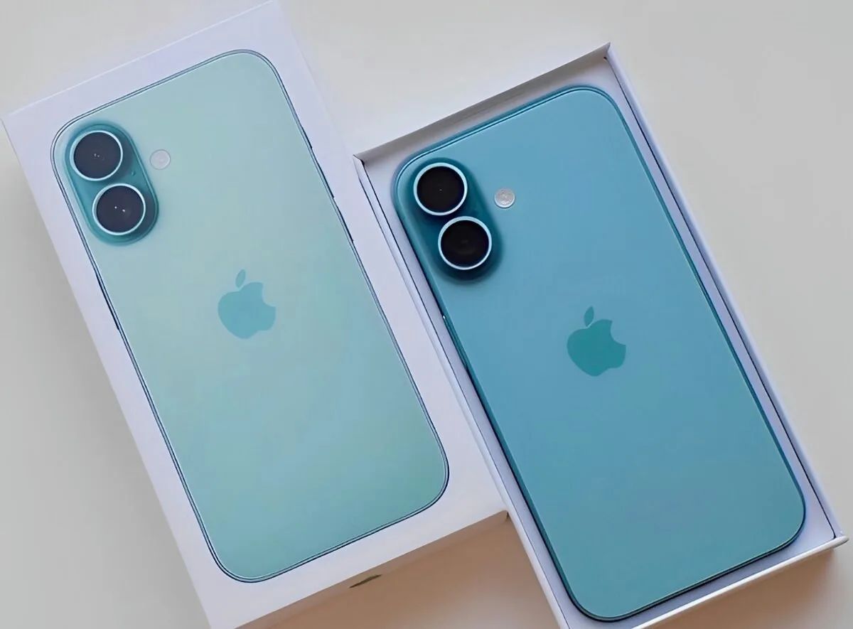 iPhone 16 Teal BATERIE 100% TOP