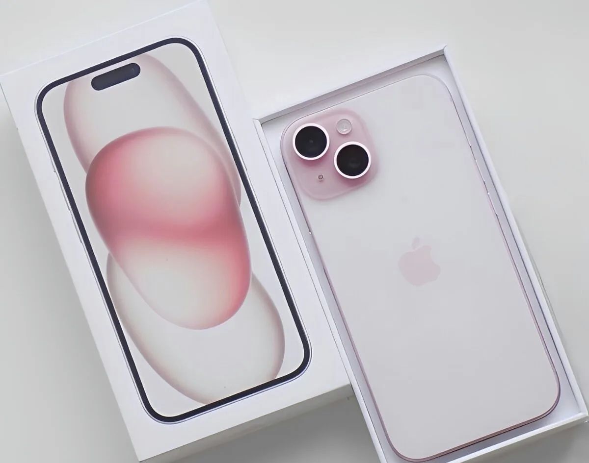 iPhone 15 Pink BATERIE 100% TOP