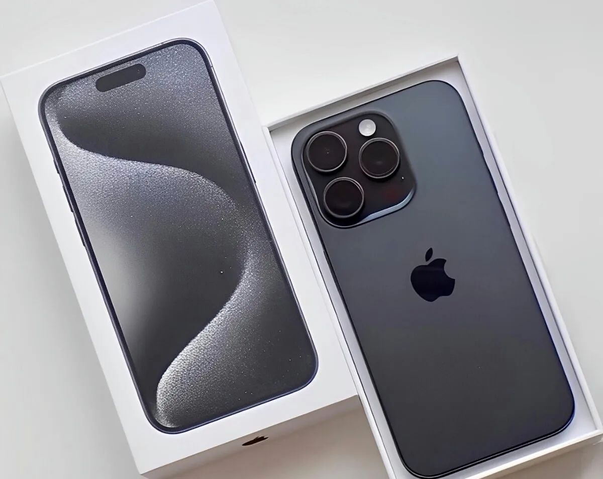 iPhone 15 Pro Black Titanium BATERIE 100% TOP