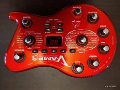 Multiefekt Behringer V-AMP3