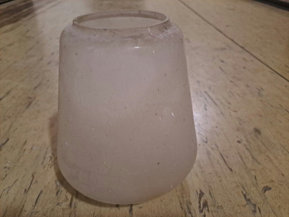 Prodám stínidla na kempingové svítilny.