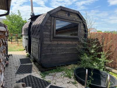 Sauna venkovní (dřevo-venkovní plnění, e