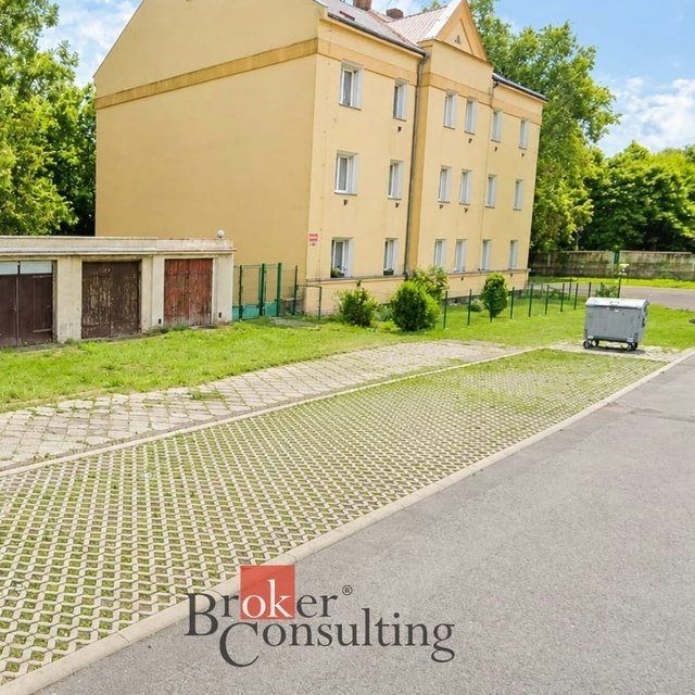 Prodej garáže 19, Duchcov.Nově nabízíme k prodeji