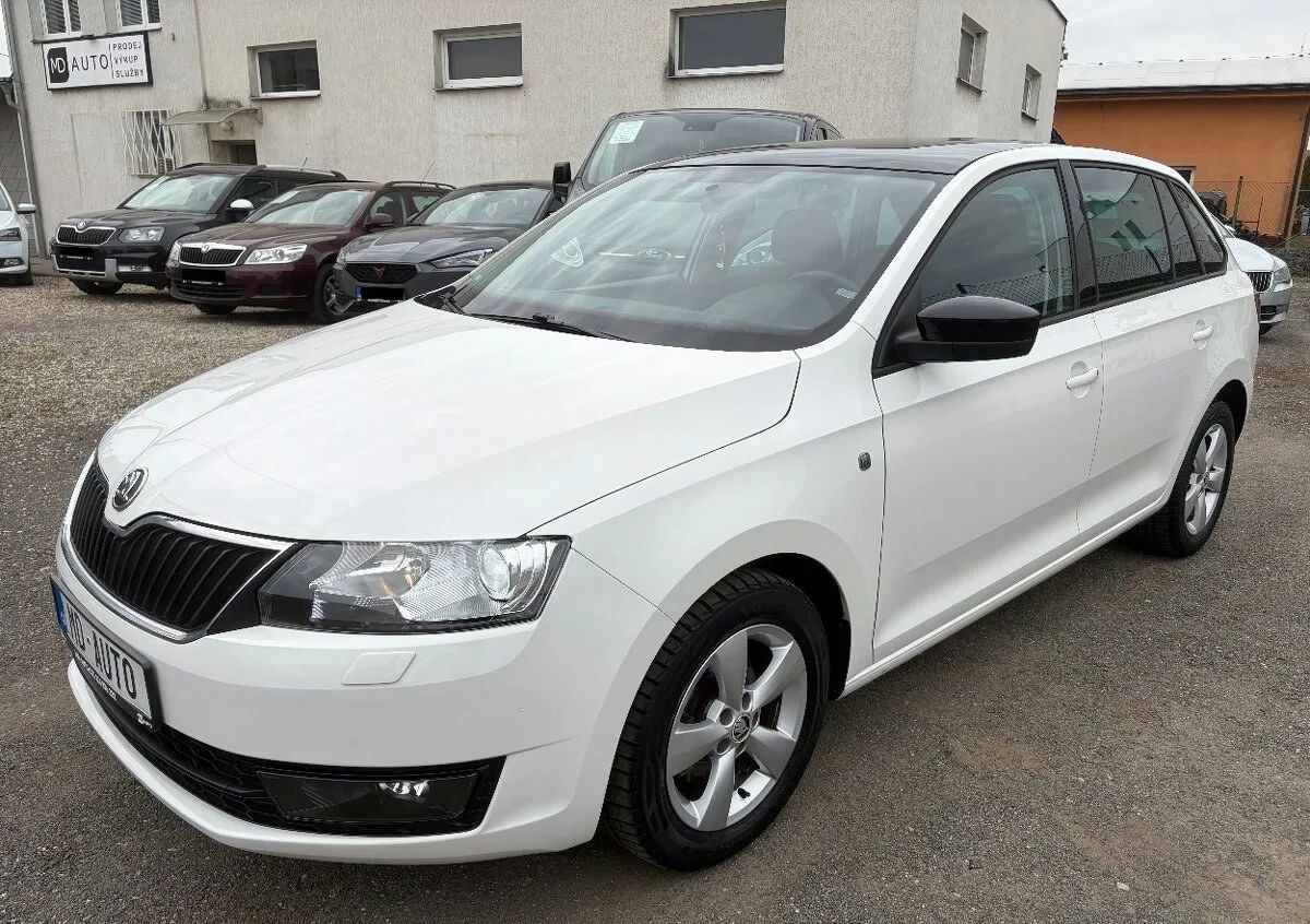 ŠKODA RAPID SB 1.2 TSI 63KW AMBITION XENONY PANORAMA VÝHŘEVY