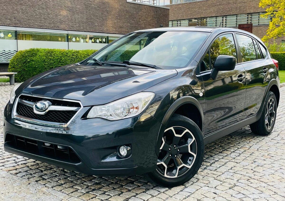 Subaru XV 2.0i BENZIN 4x4 110KW MANUÁL TAŽNÉ SERVISKA