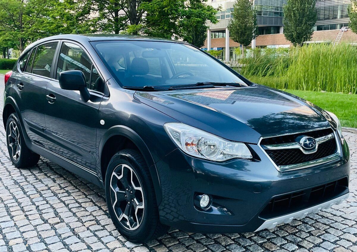 Subaru XV 1.6i 4x4 1.MAJITEL TAŽNÉ SERVISKA