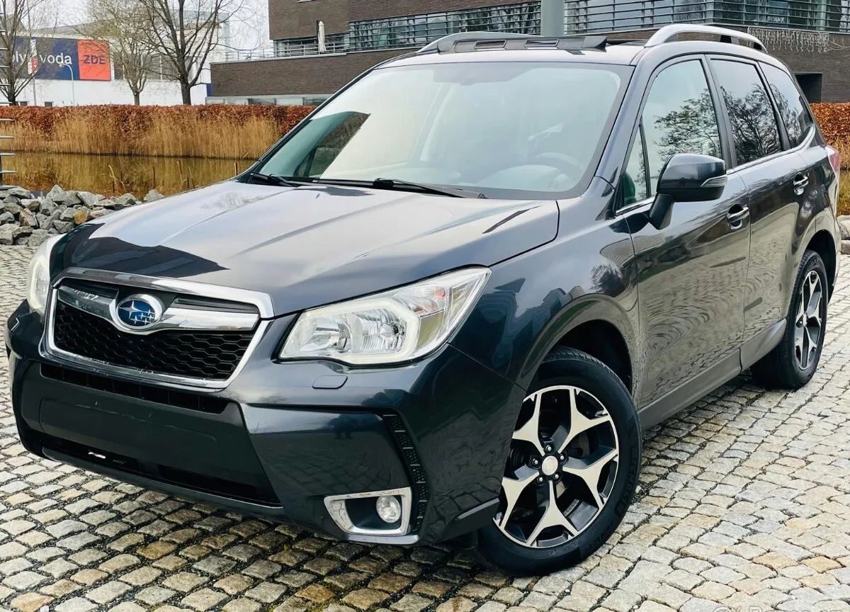 Subaru Forester 2.0i XT 4x4 AUT 1MAJITEL KAM VÝHŘEV SERVISKA