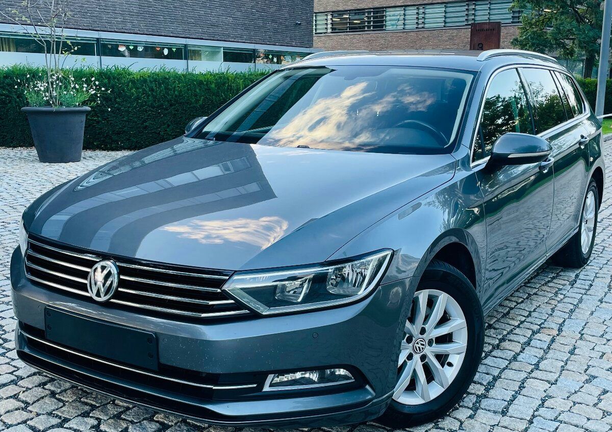 Volkswagen Passat 2.0TDI MANUÁL KAMERA VÝHŘEV ADAPTIVNÍ TEMP