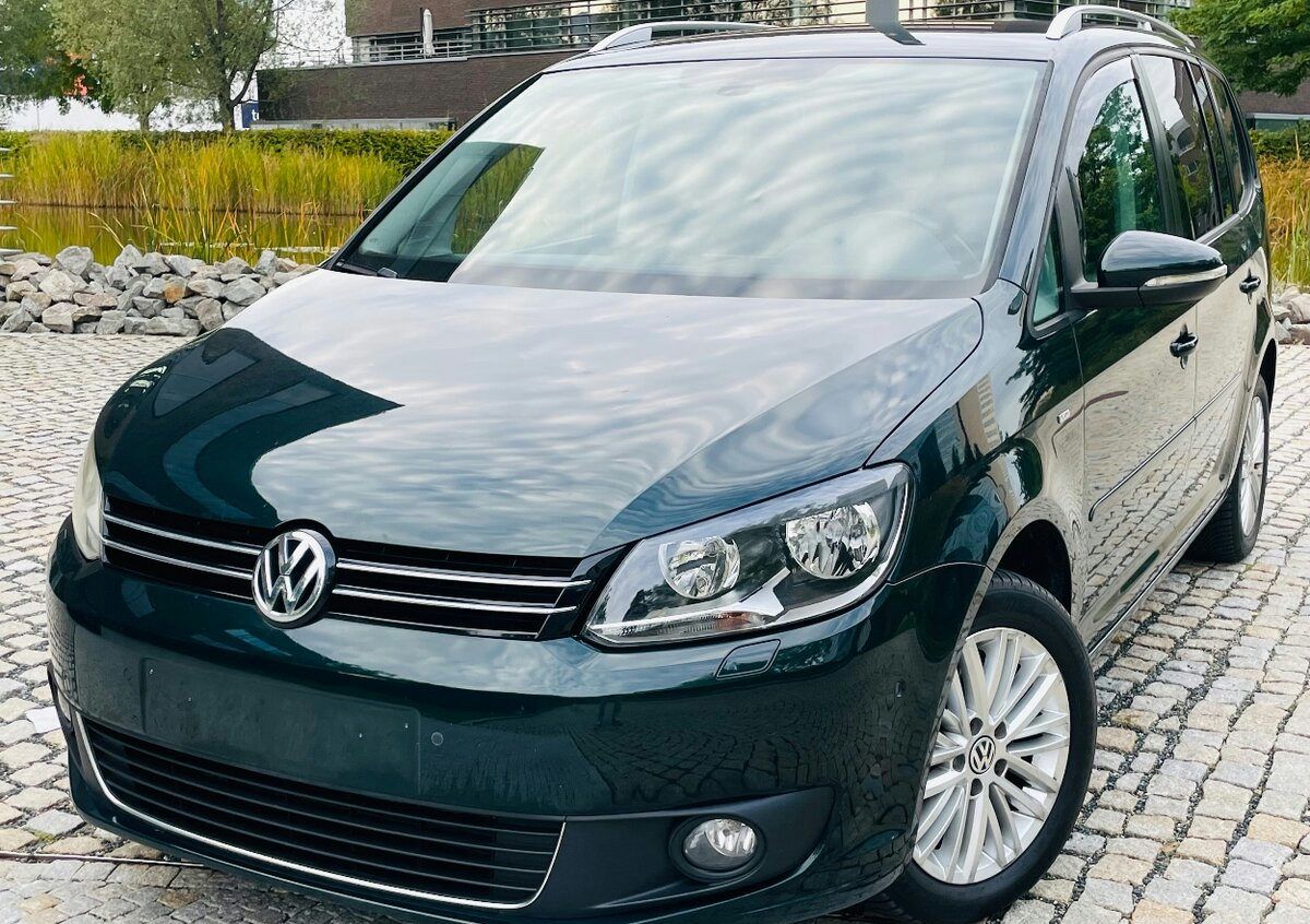 Volkswagen Touran 2.0TD MANUÁL 7MÍST SERVISKA VÝHŘEV