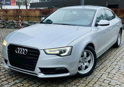 Audi A5 3.0TDI 6V 150KW MANUÁL VYHŘEV SPORTBACK SENZORY Bi X