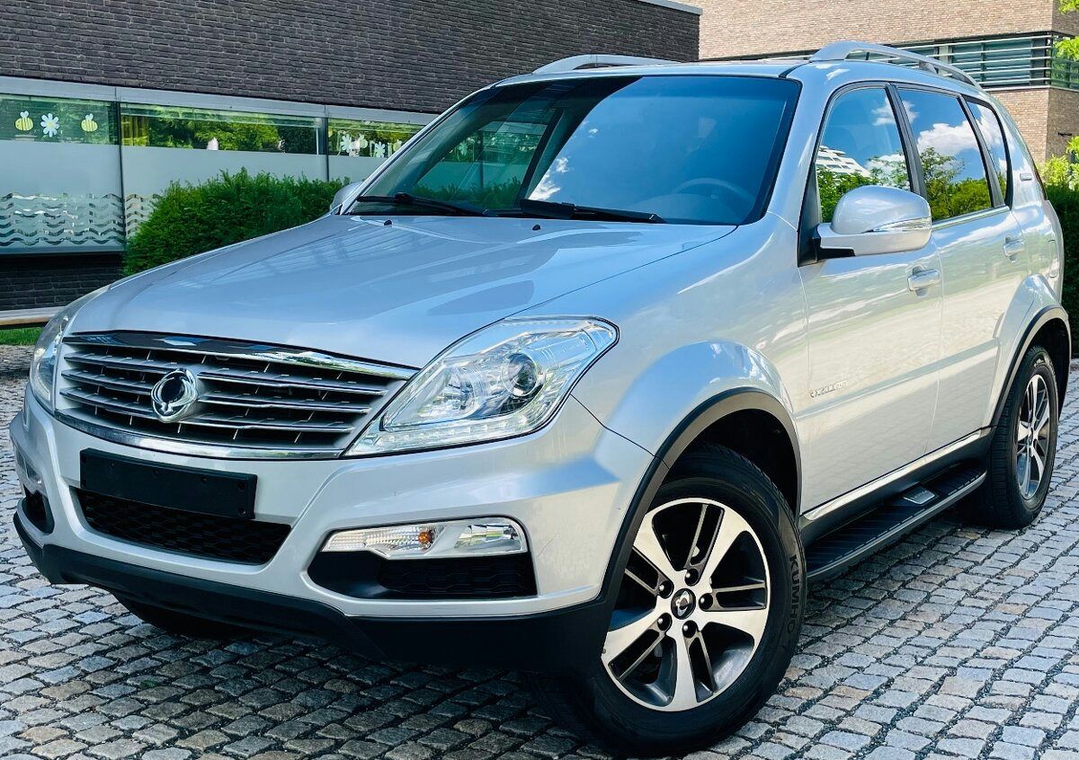 SsangYong Rexton 2.0TD 4x4 AUT KAM 7MÍST TAŽNÉ