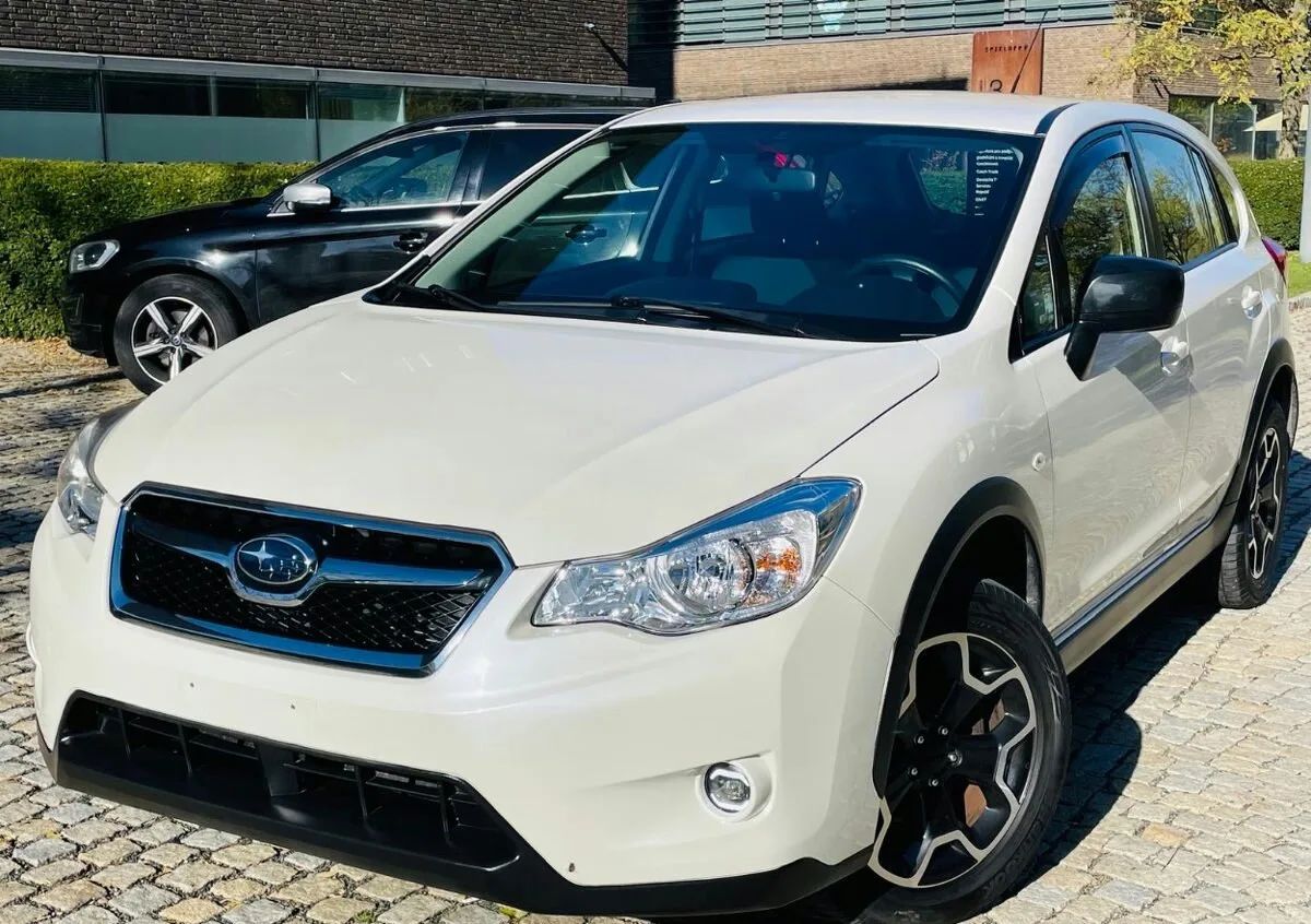 Subaru XV 1.6i 4x4 BENZIN MANUÁL SENZORY TAŽNÉ