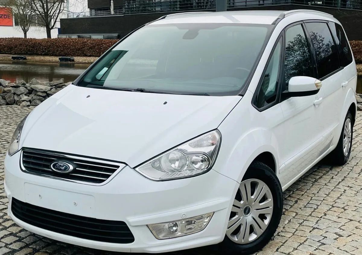 Ford Galaxy 2.0TDCi MANUÁL 1.MAJITEL VÝHŘEV SENZORY SERVISKA