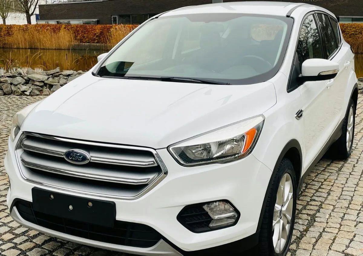 Ford Kuga 2.0TDCi 110KW MANUÁL FACELIFT SENZORY 2WD PO ROZVO