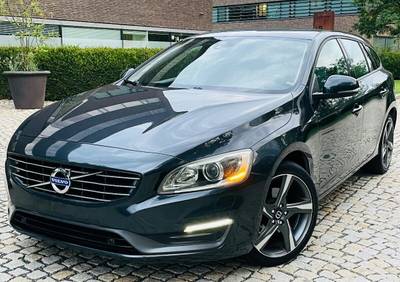 Volvo V60 2.0D3 5V AUTOMAT SERVISKA LED VÝHŘEV