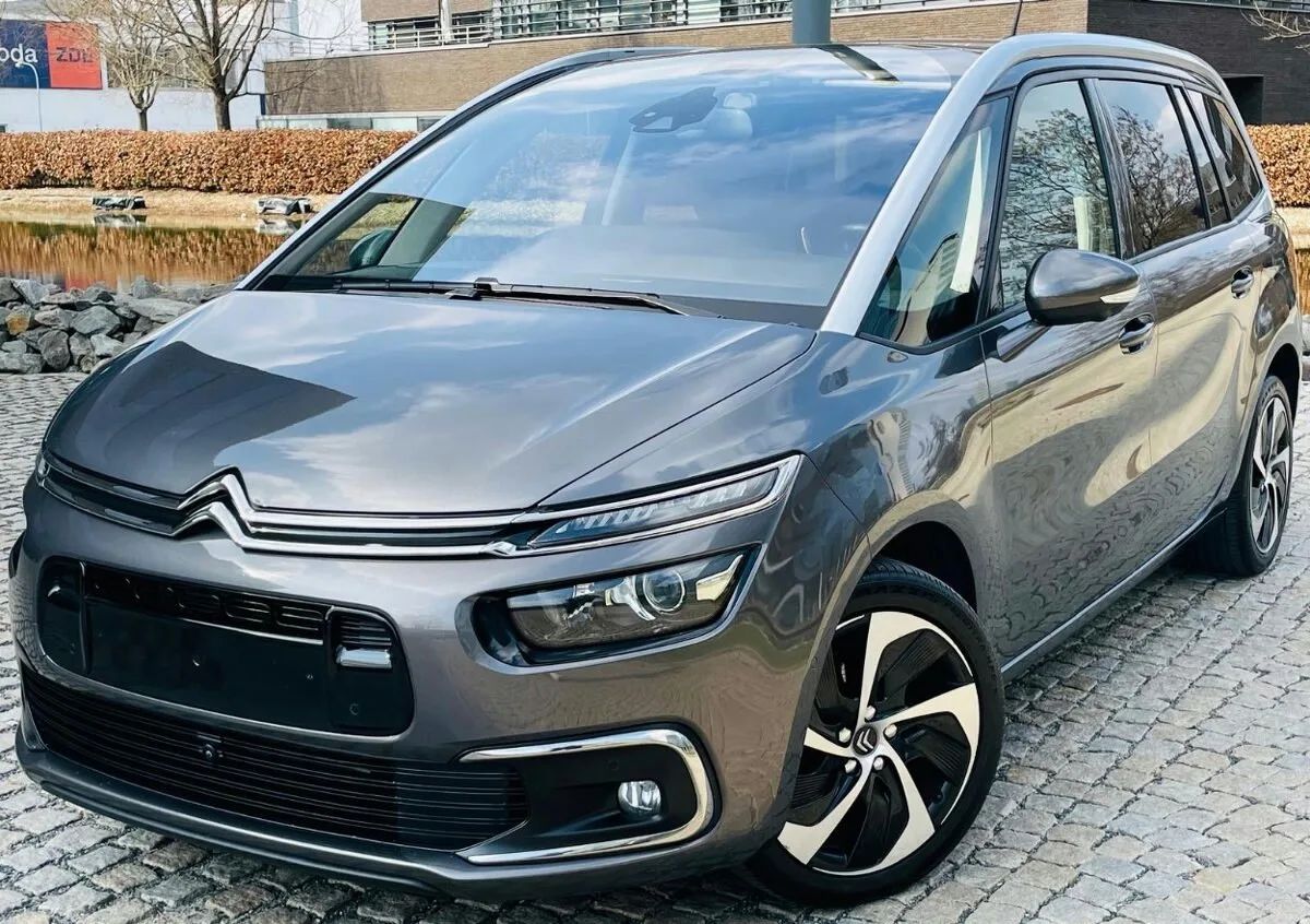 Citroën Grand C4 Picasso 2.0HDi AUT 7MÍST SHINE SERVISKA