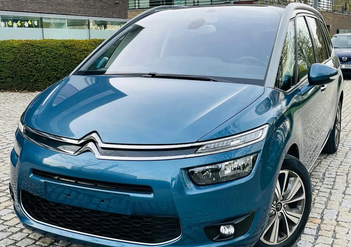 Citroën Grand C4 Picasso 2.0HDi MANUÁL KAMERA VÝHŘEV