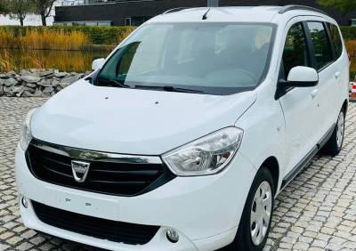 Dacia Lodgy 1.2i BENZÍN 85KW MANUÁL NOVÉ ROZVODY TOP STAV