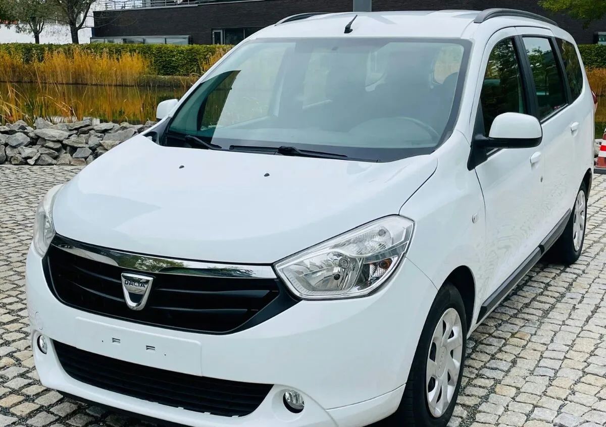 Dacia Lodgy 1.2i BENZÍN 85KW MANUÁL NOVÉ ROZVODY TOP STAV