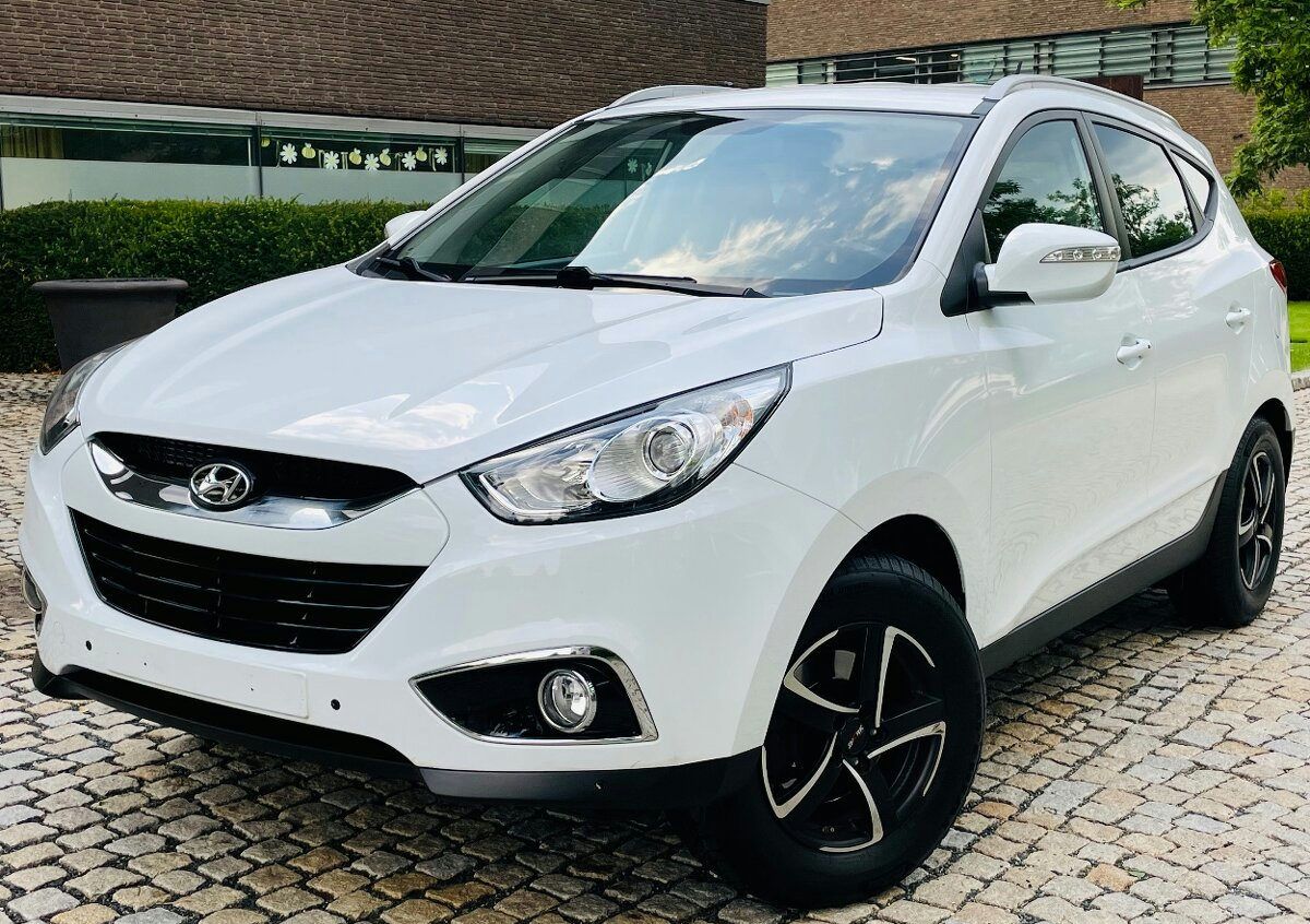 Hyundai ix35 2.0i 4x4 120KW TAŽNÉ 1.MAJITEL MANUÁL KAMERA