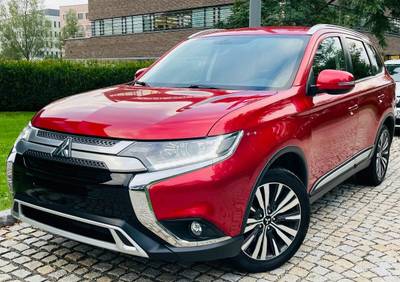 Mitsubishi Outlander 2.0i AUTOMAT 1.MAJITEL SERVISKA KAMERA