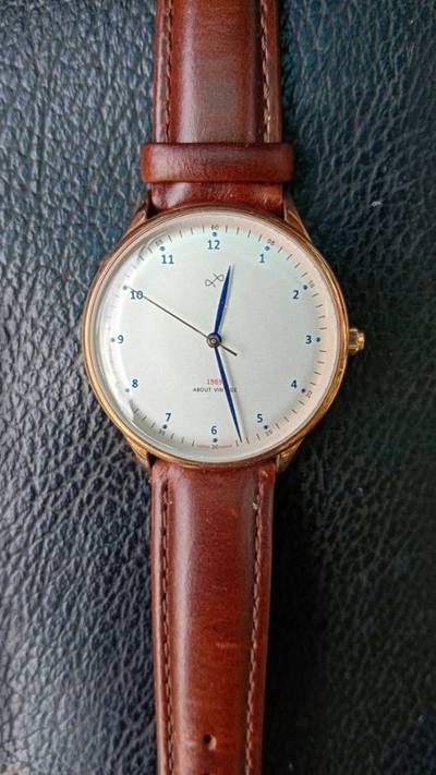 Elegantní hodinky About Vintage 1969 – G