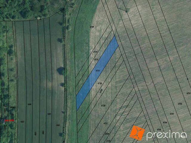 Prodej 1/3 pozemku 280 m2