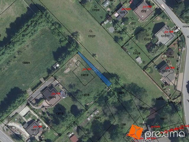 Prodej 1/12 pozemku 8 m2