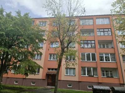 Prodej bytu 2+1 Ostrov