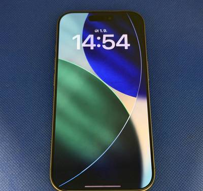 iPhone 16 Pro 256GB Gold Titan,1 rok záruka