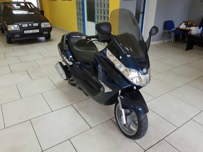 Piaggio X8 250, skútr